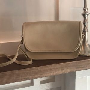 Vintage Coach leather crossbody bag
